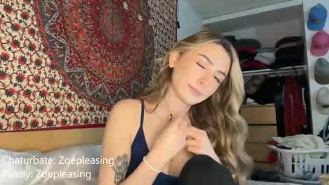 zoepleasing online show from 11-07-25, 01:38