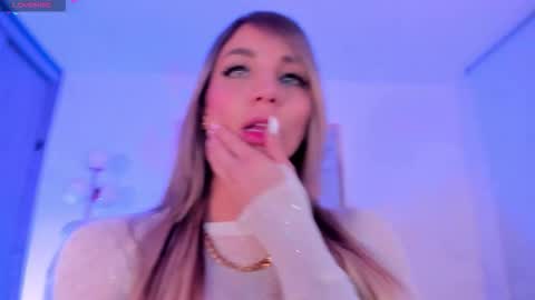 Zoe Presley  online show from 11-12-25, 12:44