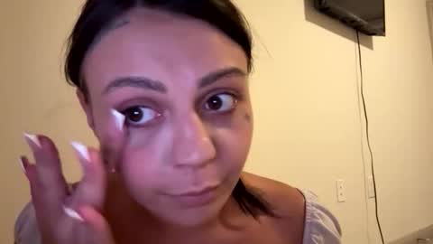 zoerainsexyy online show from 05-28-26, 02:42