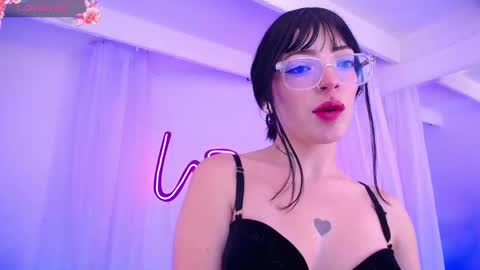 Zoe online show from 10-22-25, 10:42