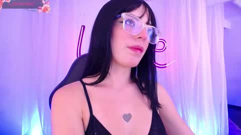 Zoe online show from 10-28-25, 10:23