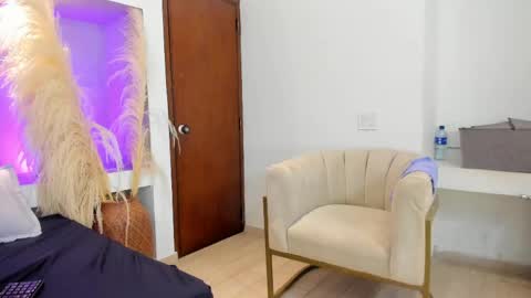 Zoesecret online show from 05-11-26, 10:40