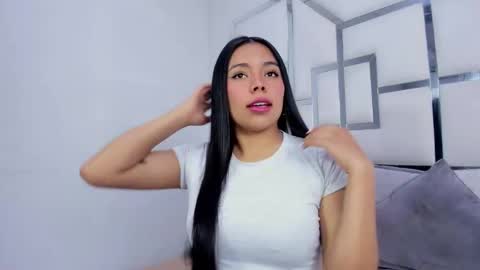 ZoeSwam online show from 09-17-25, 11:56