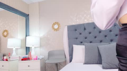 ZoeWilliis online show from 06-24-26, 11:20