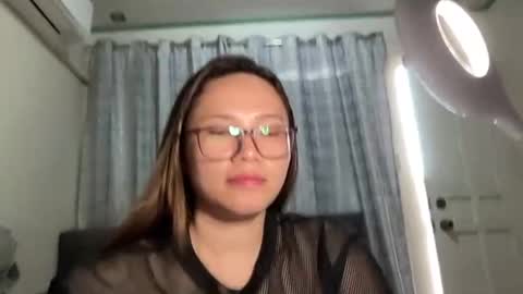 Snapshot of zoey_foryou chatting on 10-21-25, 04:13 zoey_foryou online show from 10-21-25, 04:13