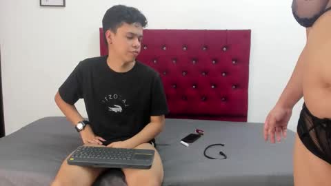 Snapshot of zoey_jayden chatting on 03-20-26, 03:55 Zoey Jayden online show from 03-20-26, 03:55