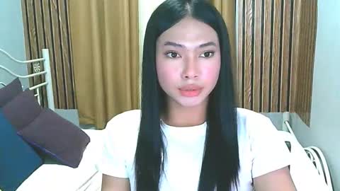 zoey online show from 12-01-25, 11:04