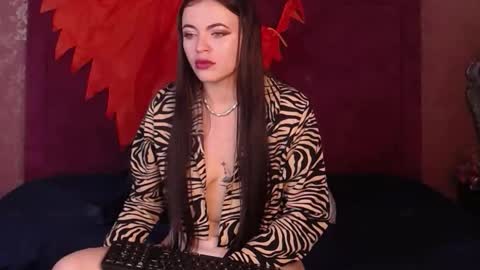 zoey_stone online show from 10-19-25, 12:11