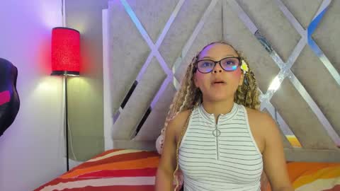 Zoey online show from 02-06-26, 03:48