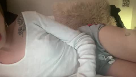 zoeyyb666 online show from 03-03-26, 04:07