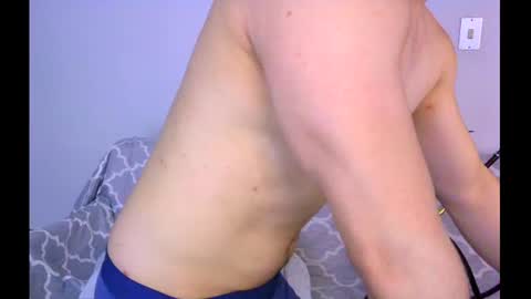 Snapshot of zohan_haidar chatting on 06-11-26, 04:10 ZohanMohamed online show from 06-11-26, 04:10