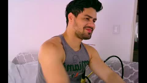Snapshot of zohan_haidar chatting on 06-21-26, 08:44 ZohanMohamed online show from 06-21-26, 08:44