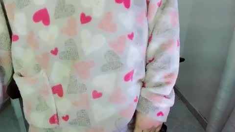 Alicie online show from 12-21-25, 04:30