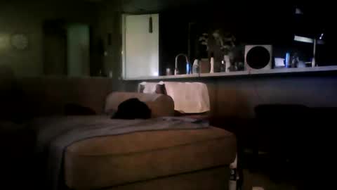 Snapshot of zooroxxx101 chatting on 11-09-25, 06:06 zooroxxx101 online show from 11-09-25, 06:06