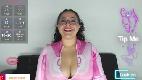 Zophy online show from 12-17-25, 02:17