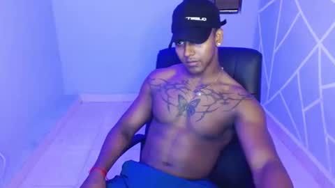 Snapshot of zoriel_derox chatting on 04-09-26, 06:02 Zoriel online show from 04-09-26, 06:02