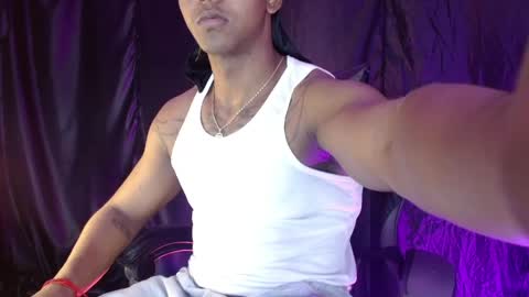 Snapshot of zoriel_derox chatting on 05-09-26, 06:46 Zoriel online show from 05-09-26, 06:46