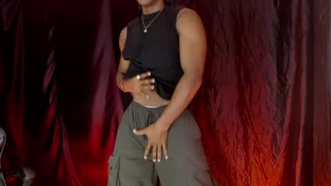 Snapshot of zoriel_derox chatting on 05-13-26, 07:00 Zoriel online show from 05-13-26, 07:00