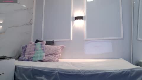 Snapshot of zorravioleta chatting on 03-02-26, 11:39 Violeta online show from 03-02-26, 11:39