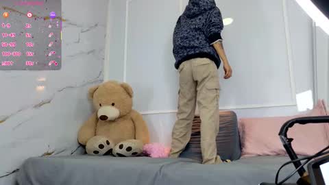 Snapshot of zorravioleta chatting on 03-06-26, 12:01 Violeta online show from 03-06-26, 12:01