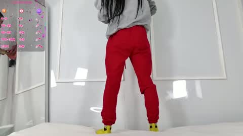 Snapshot of zorravioleta chatting on 04-01-26, 12:17 Violeta online show from 04-01-26, 12:17