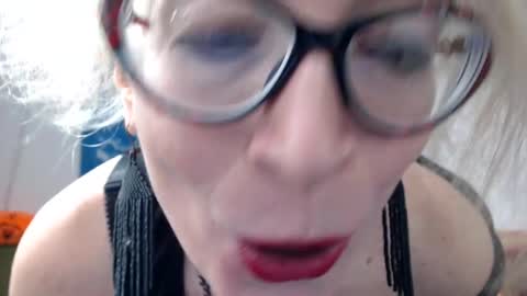 Zosya1111 online show from 02-08-25, 12:17