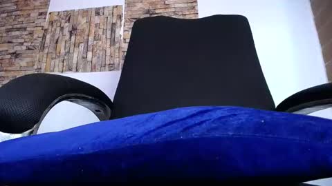 zousxxx online show from 02-04-26, 06:36