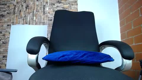 zousxxx online show from 02-07-26, 11:30