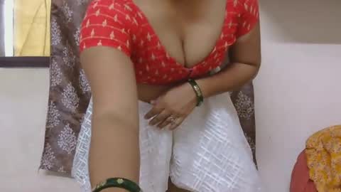 Snapshot of zoya_4u chatting on 06-15-26, 01:46 Zoya online show from 06-15-26, 01:46