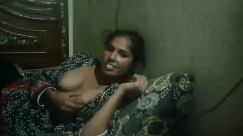 zoyakhan803 online show from 09-10-25, 11:10