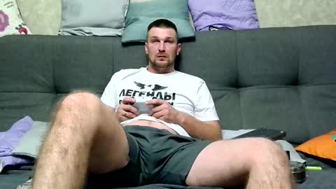 ztigrousz online show from 11-10-25, 07:24