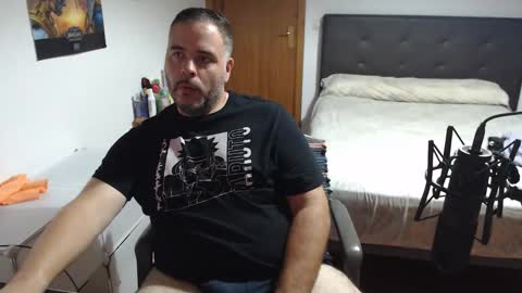 Zuheyla online show from 11-03-25, 06:09