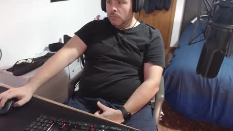 Zuheyla online show from 02-15-26, 02:47