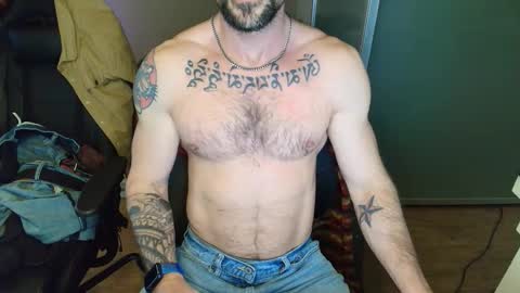 Snapshot of zuko_zen69 chatting on 02-26-26, 01:59 Zuko online show from 02-26-26, 01:59