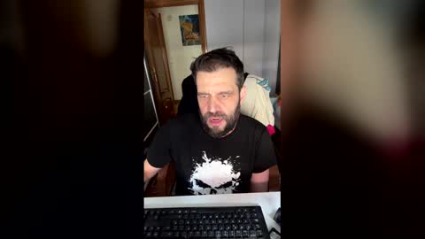 zurdineno online show from 05-11-26, 09:37
