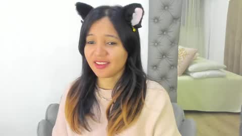 Im Zusan My schedule is from 1030pm to 430 am colombian time online show from 05-05-26, 03:25