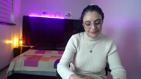 Zuzana21 online show from 12-17-24, 01:38