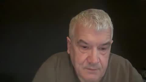 Snapshot of zwickauer1969 chatting on 10-06-25, 06:11 zwickauer1969 online show from 10-06-25, 06:11