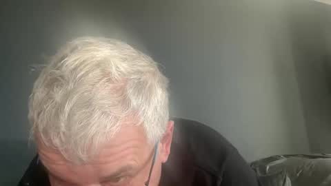 Snapshot of zwickauer1969 chatting on 10-21-25, 07:31 zwickauer1969 online show from 10-21-25, 07:31