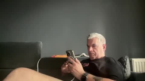 Snapshot of zwickauer1969 chatting on 06-12-26, 07:07 zwickauer1969 online show from 06-12-26, 07:07