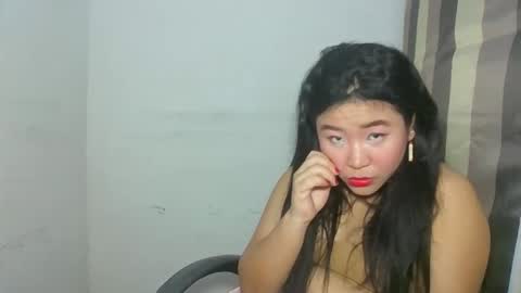 sweet lylia online show from 10-07-25, 05:43