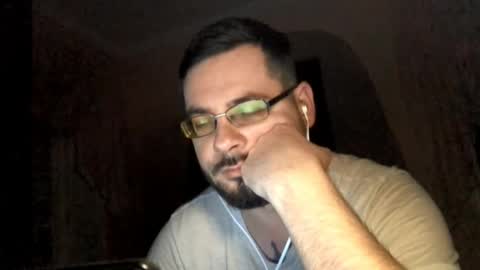 Snapshot of zyqrael chatting on 04-07-26, 08:20 Vlad online show from 04-07-26, 08:20