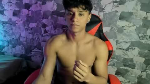 zyzz_1812 online show from 05-05-26, 04:20