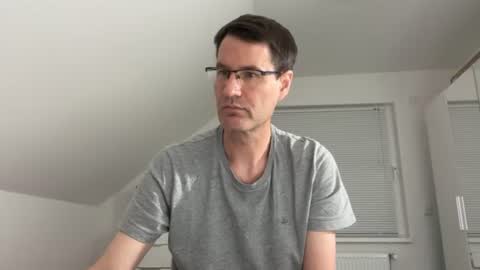 zzz123_cam online show from 06-15-26, 02:52