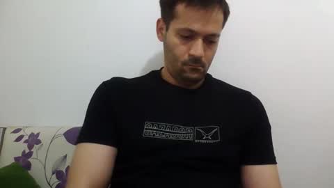 Snapshot of zzzzzzz41 chatting on 06-02-26, 12:40 zzzzzzz41 online show from 06-02-26, 12:40