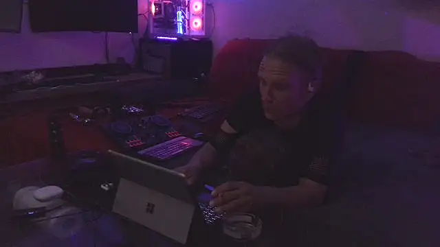 davidgntxxxxx online show from 04-30-26, 05:52