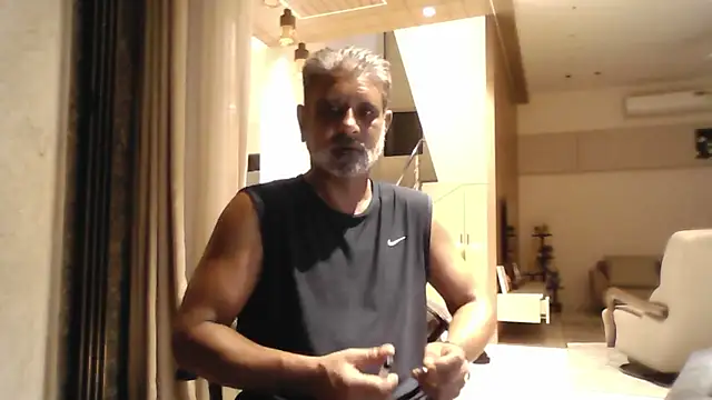 OnlineBossUK online show from 05-27-26, 05:32