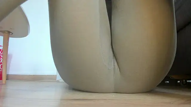 Squirtlady38 online show from 06-23-26, 05:33