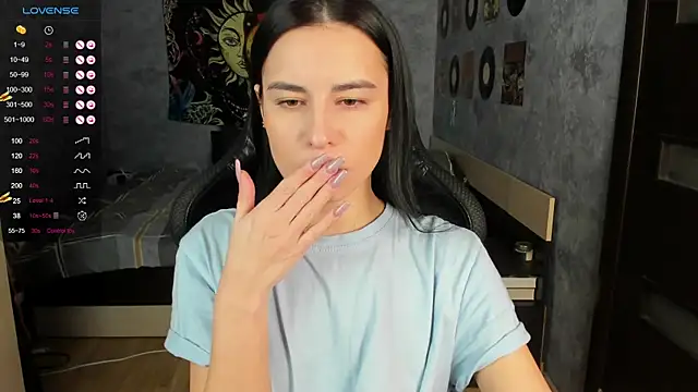 Horny Nikki  online show from 12-13-24, 03:16