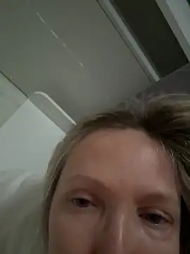 angelmommu online show from 03-28-26, 03:50